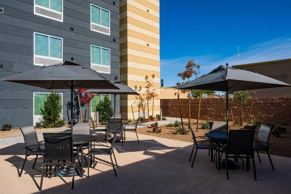 Fairfield Inn and Suites by Marriott Las Vegas Northwest image 6